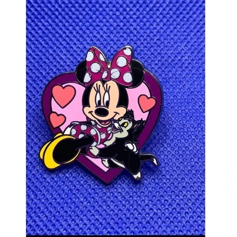 2015 Minnie Mouse Figaro Disney pin Open Edition Guaranteed Authentic